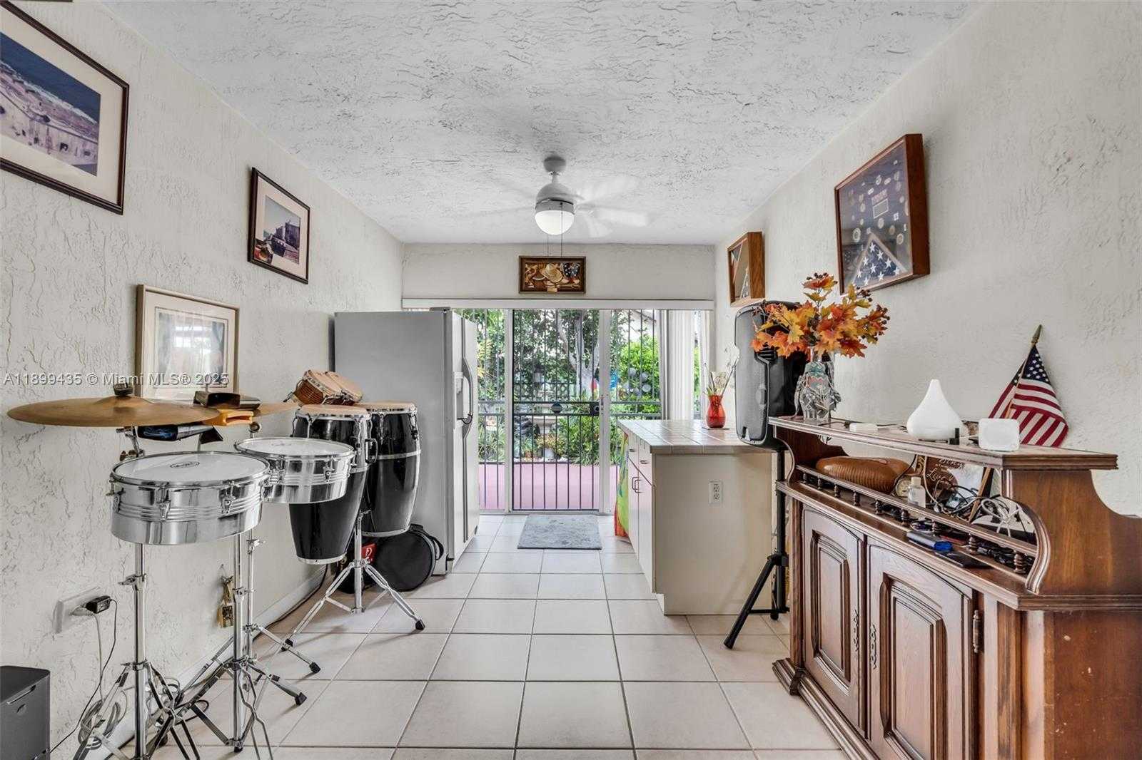 Small Image of 7967 NORTH WEST 186TH TER, Hialeah Number 10