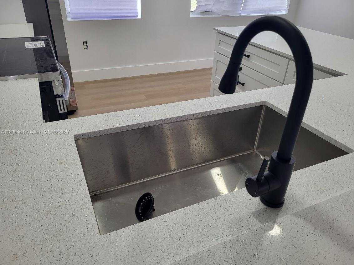 Small Image of 651 SOUTH WEST 14TH ST, Deerfield Beach Number 9