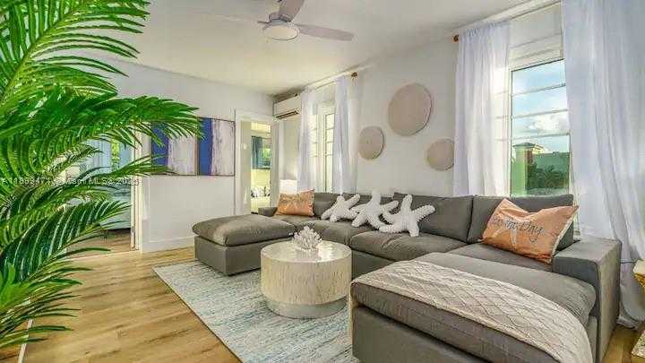 Small Image of 320 POLK ST, Hollywood Number 22