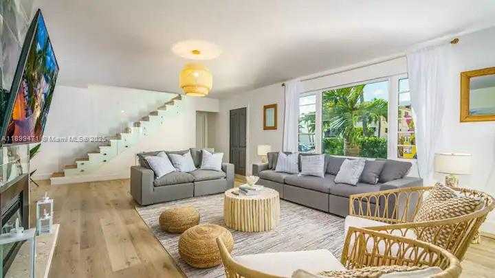 Small Image of 320 POLK ST, Hollywood Number 6