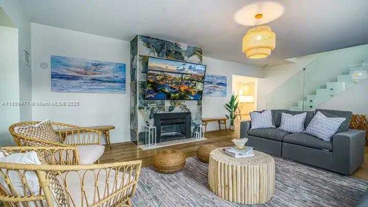 Small Image of 320 POLK ST, Hollywood Number 7