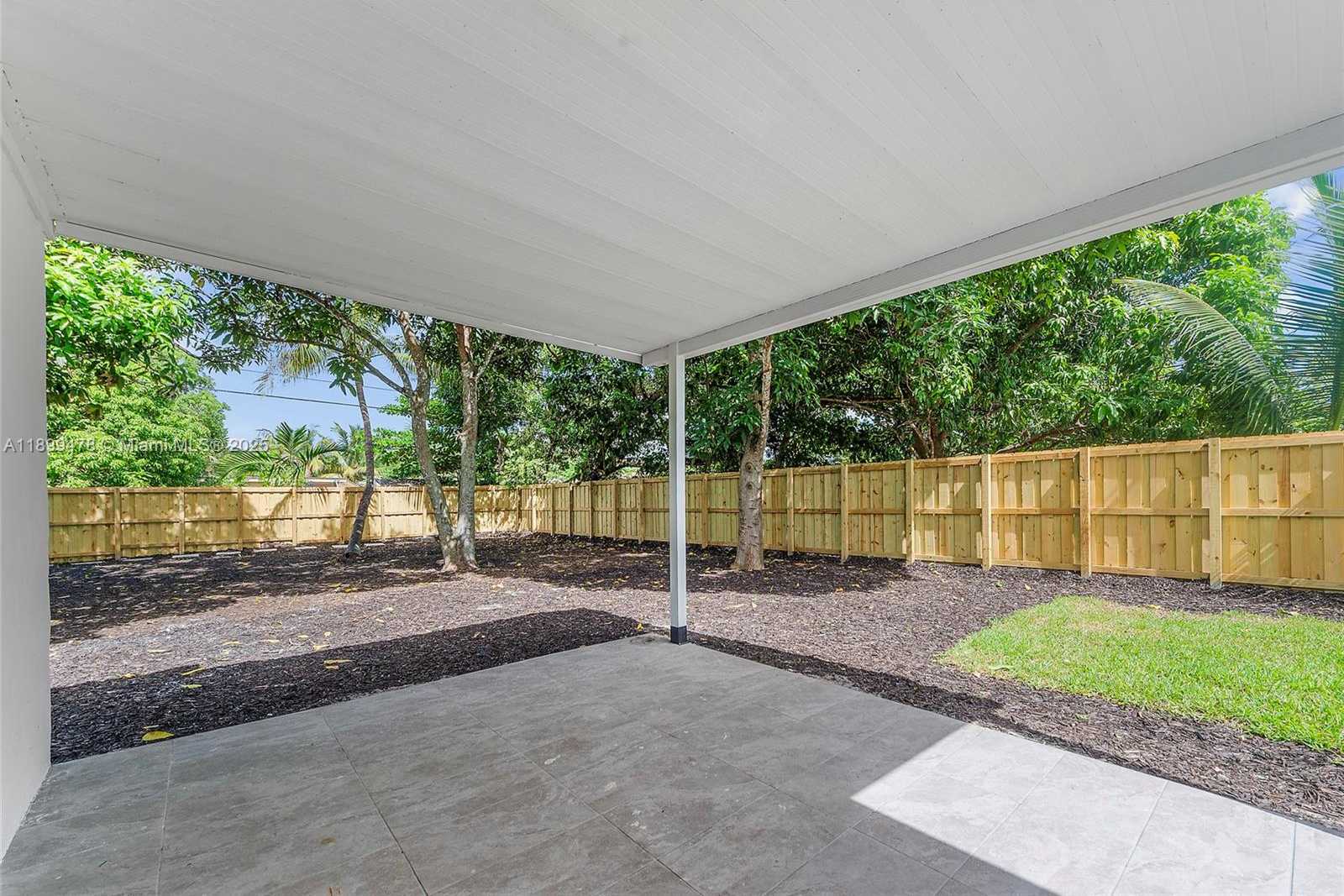 Small Image of 485 NORTH WEST 132ND ST, North Miami Number 27