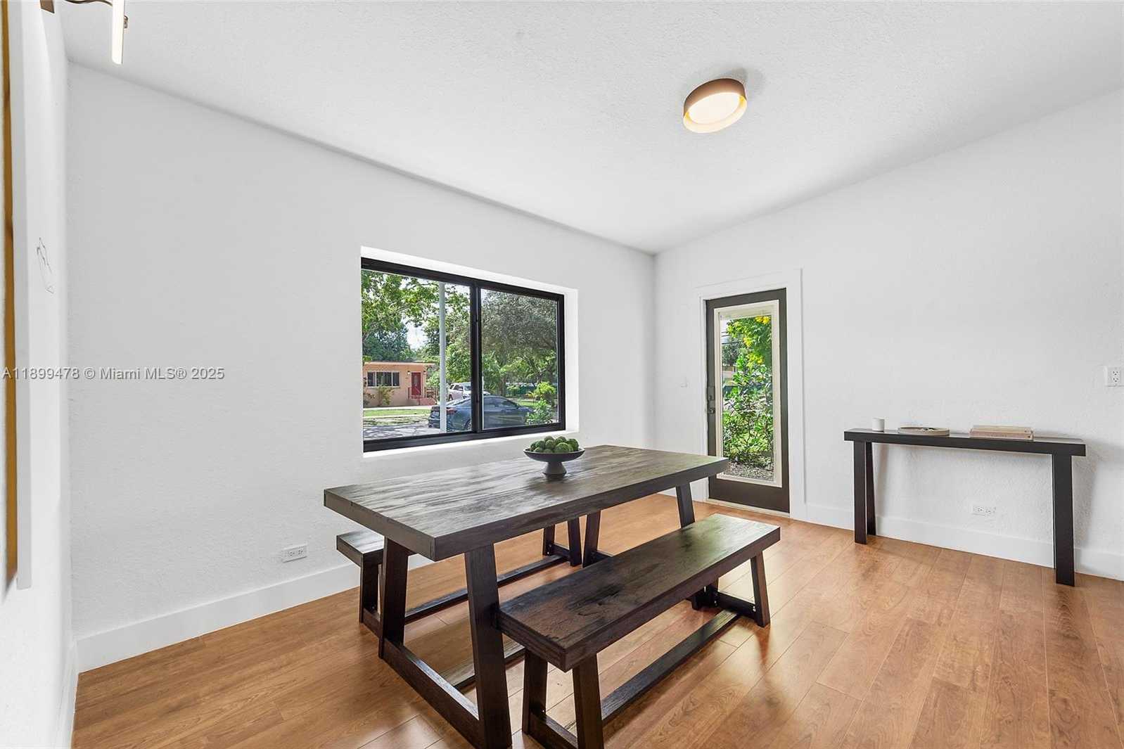 Small Image of 485 NORTH WEST 132ND ST, North Miami Number 4
