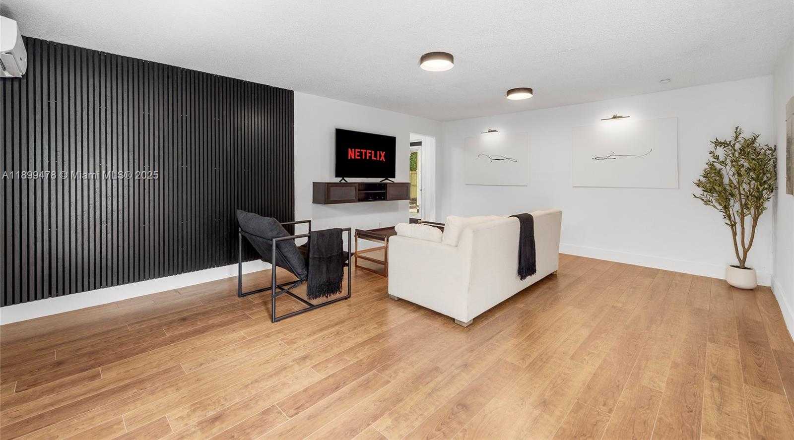 Small Image of 485 NORTH WEST 132ND ST, North Miami Number 7