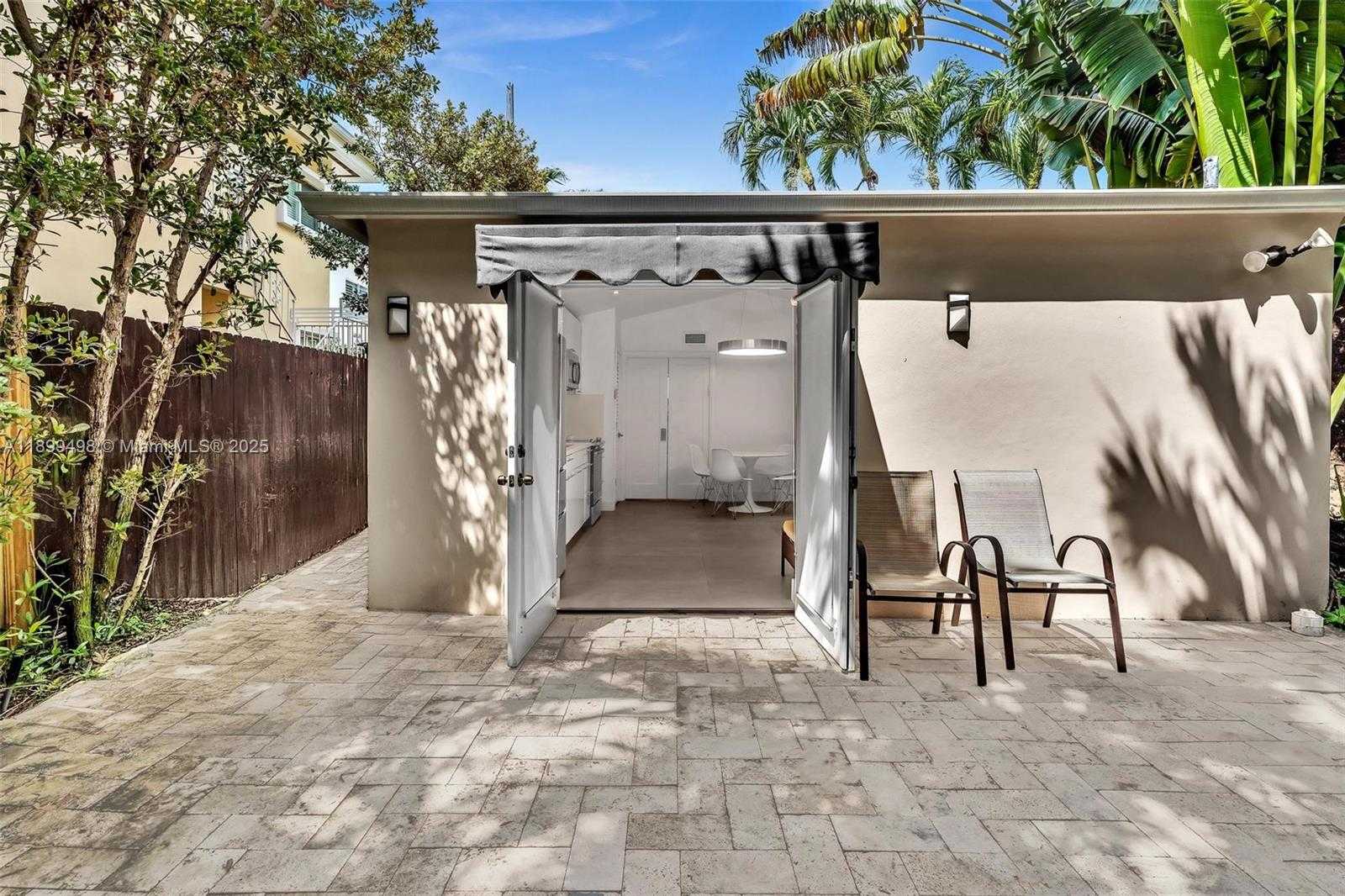 Small Image of 836 WEST 40TH ST, Miami Beach Number 30