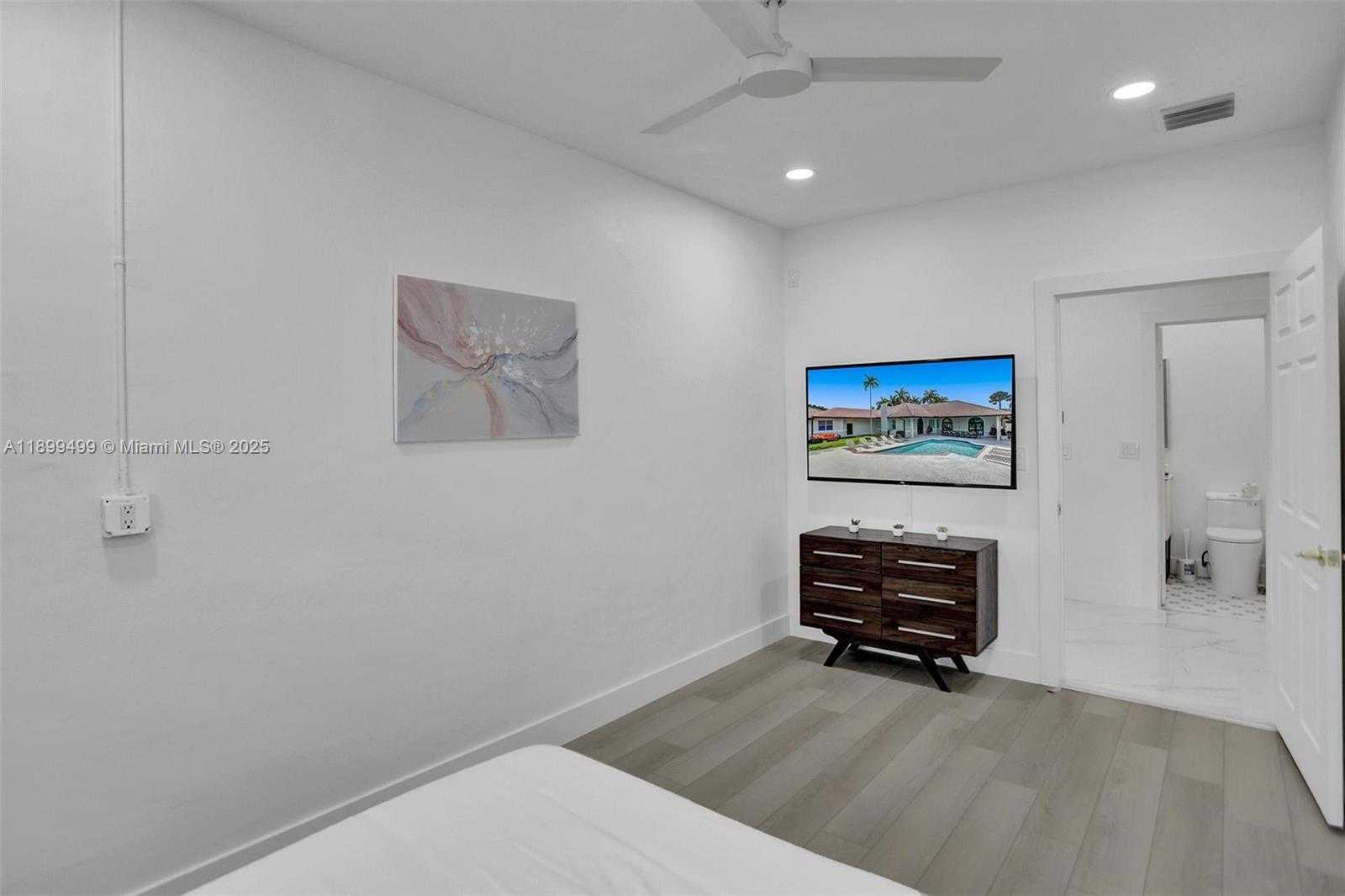 Small Image of 3152 SOUTH WEST 147TH AVE, Davie Number 17
