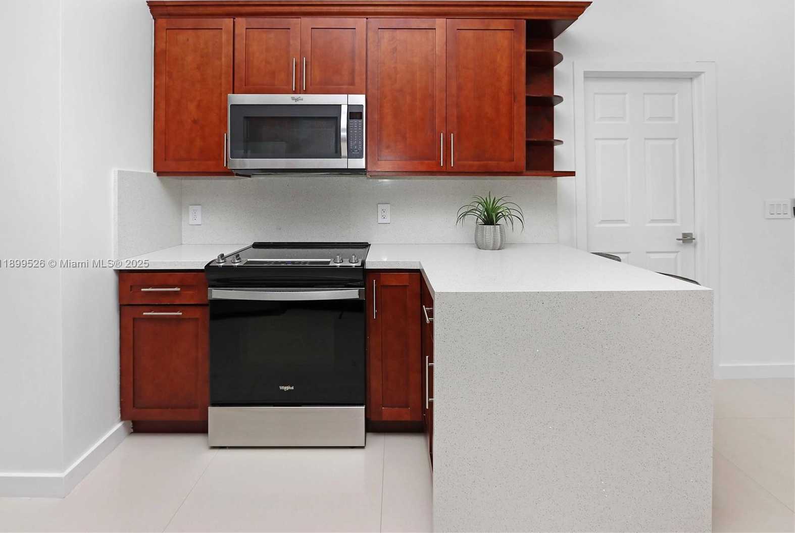 Small Image of 1429 RODMAN ST, Hollywood Number 14