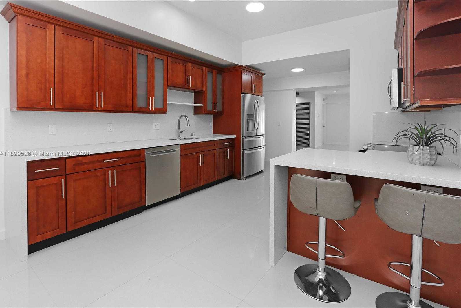 Small Image of 1429 RODMAN ST, Hollywood Number 16