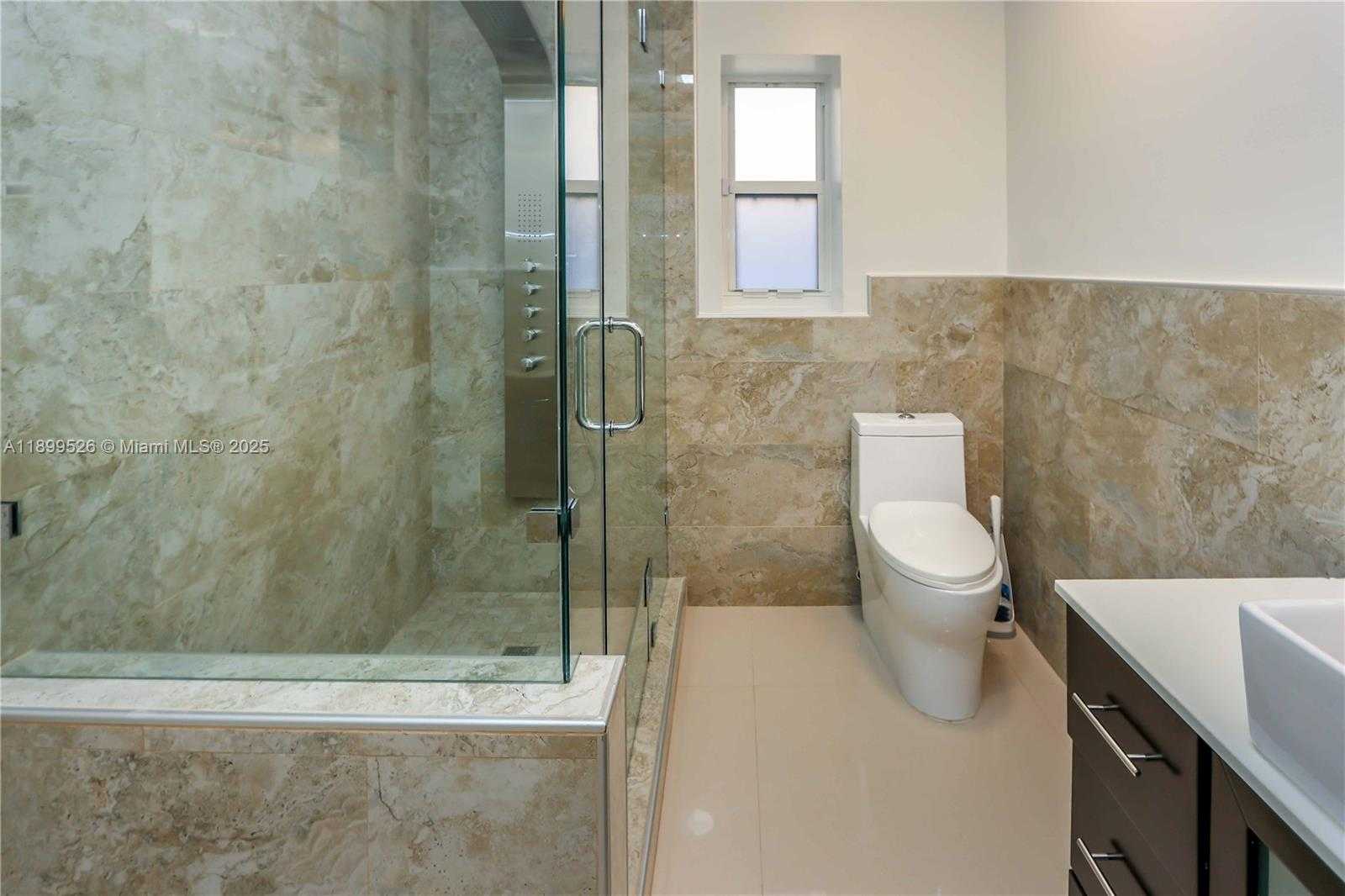 Small Image of 1429 RODMAN ST, Hollywood Number 31