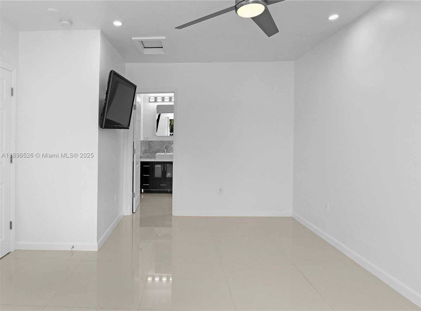 Small Image of 1429 RODMAN ST, Hollywood Number 34