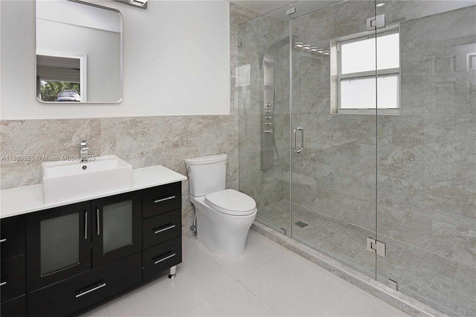 Small Image of 1429 RODMAN ST, Hollywood Number 35