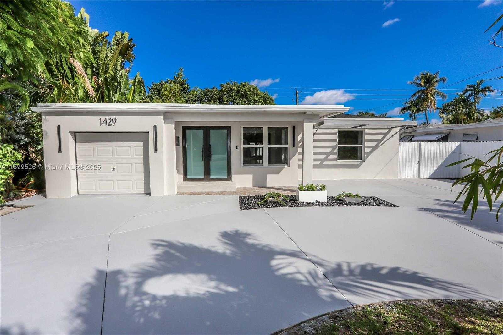Small Image of 1429 RODMAN ST, Hollywood Number 42