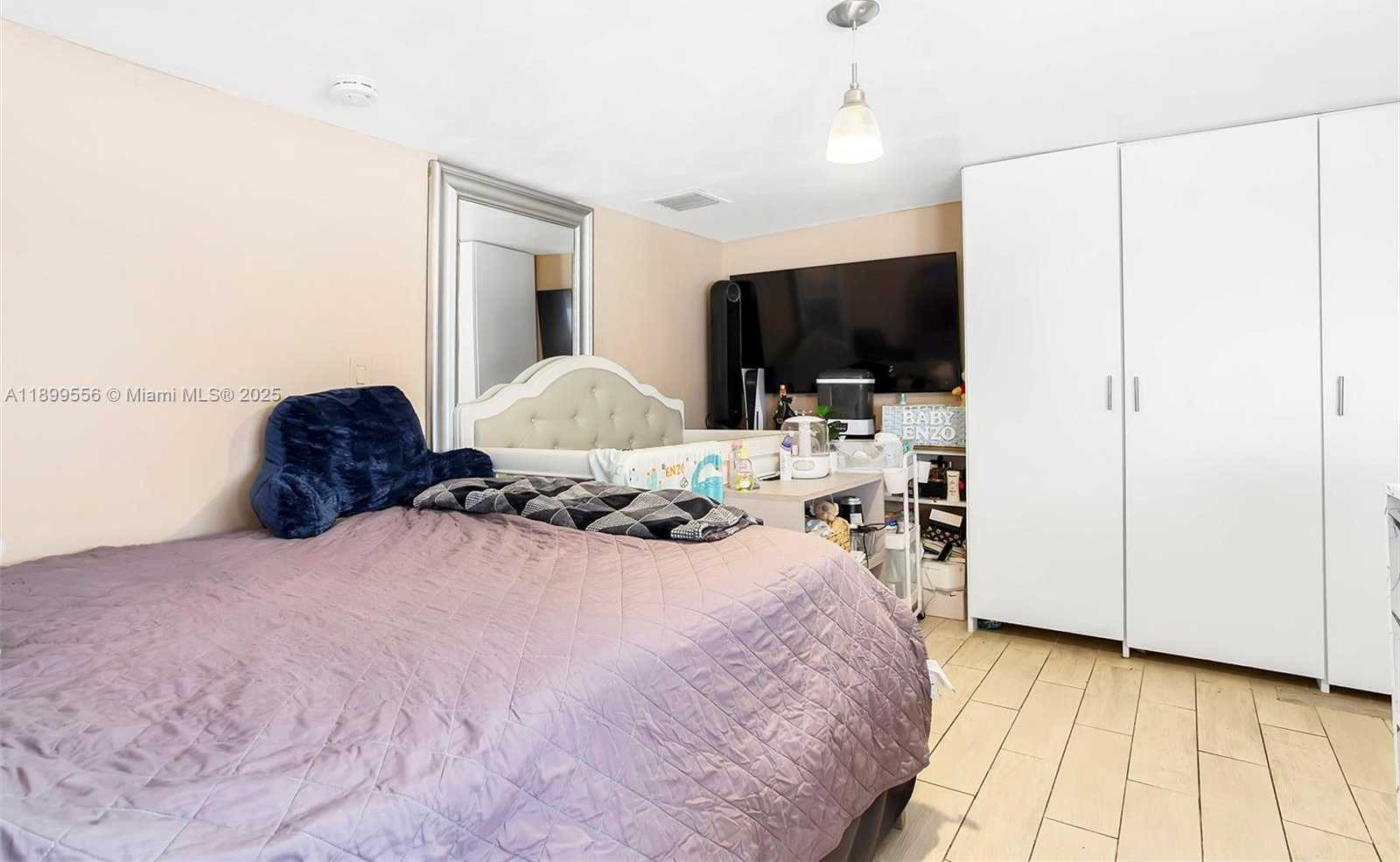 Small Image of 6108 NORTH WEST 8TH ST, Margate Number 24