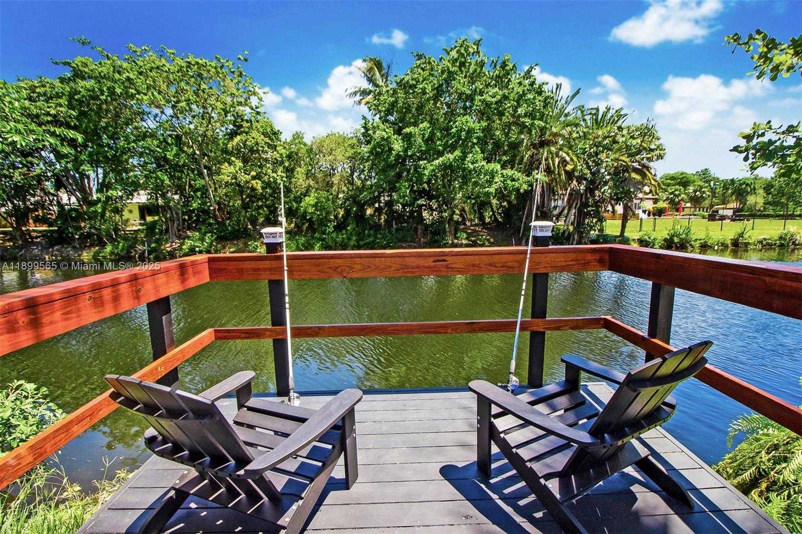 Small Image of 11975 WEST BISCAYNE CANAL RD, Miami Number 23