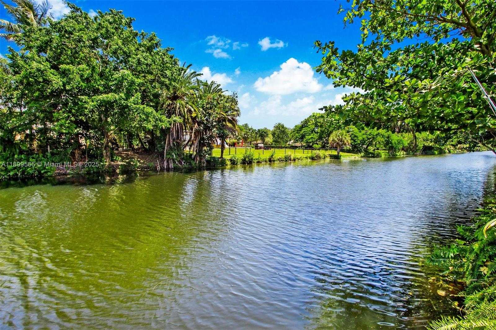 Small Image of 11975 WEST BISCAYNE CANAL RD, Miami Number 24