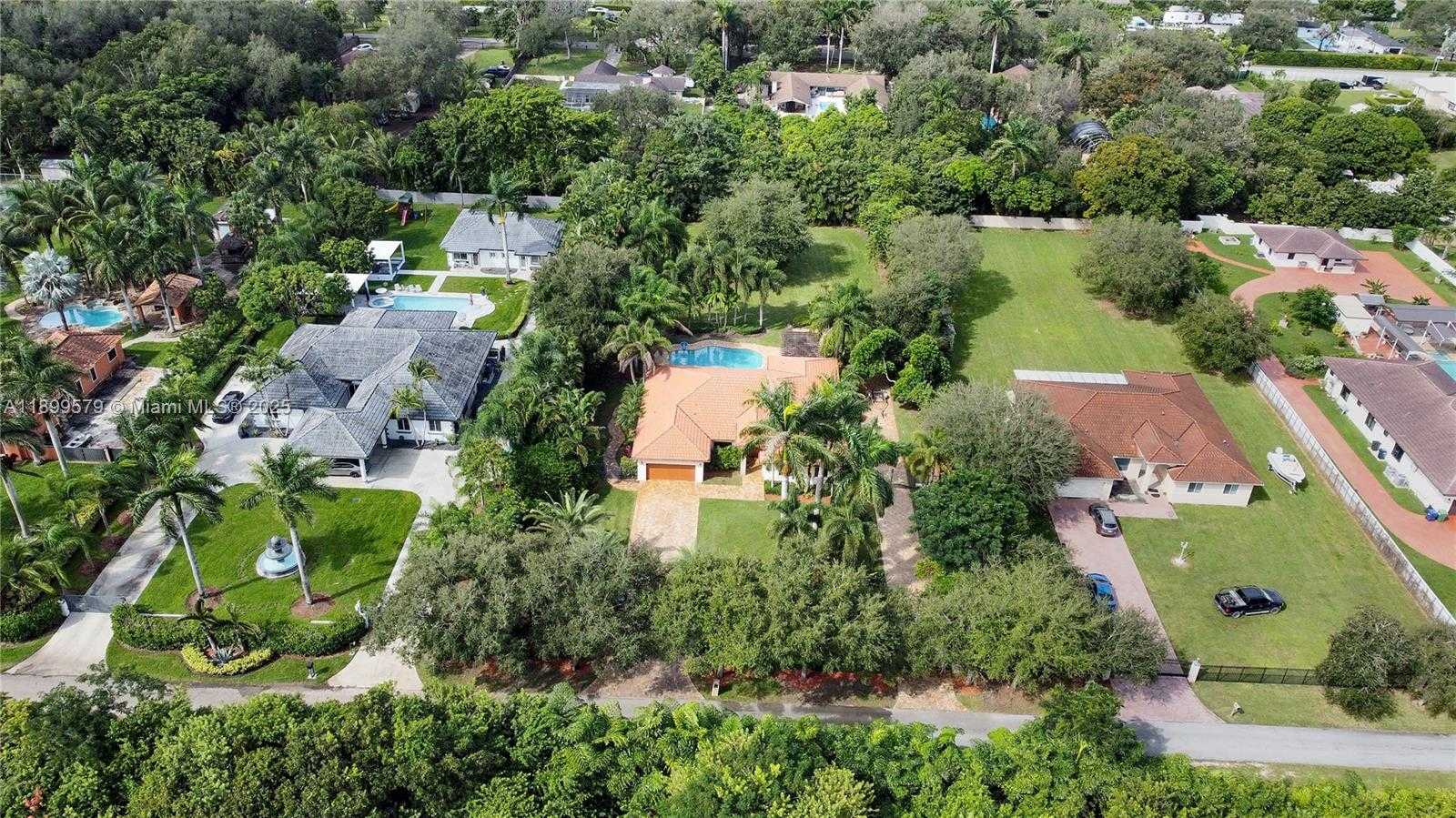 Small Image of 27320 SOUTH WEST 153RD AVE, Homestead Number 10