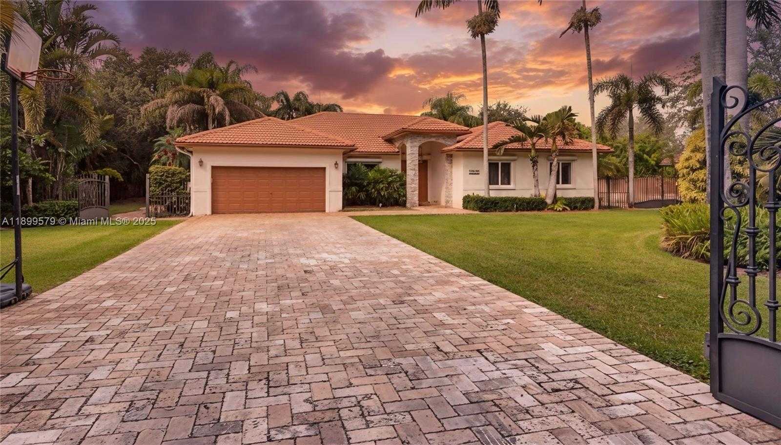 Small Image of 27320 SOUTH WEST 153RD AVE, Homestead Number 2