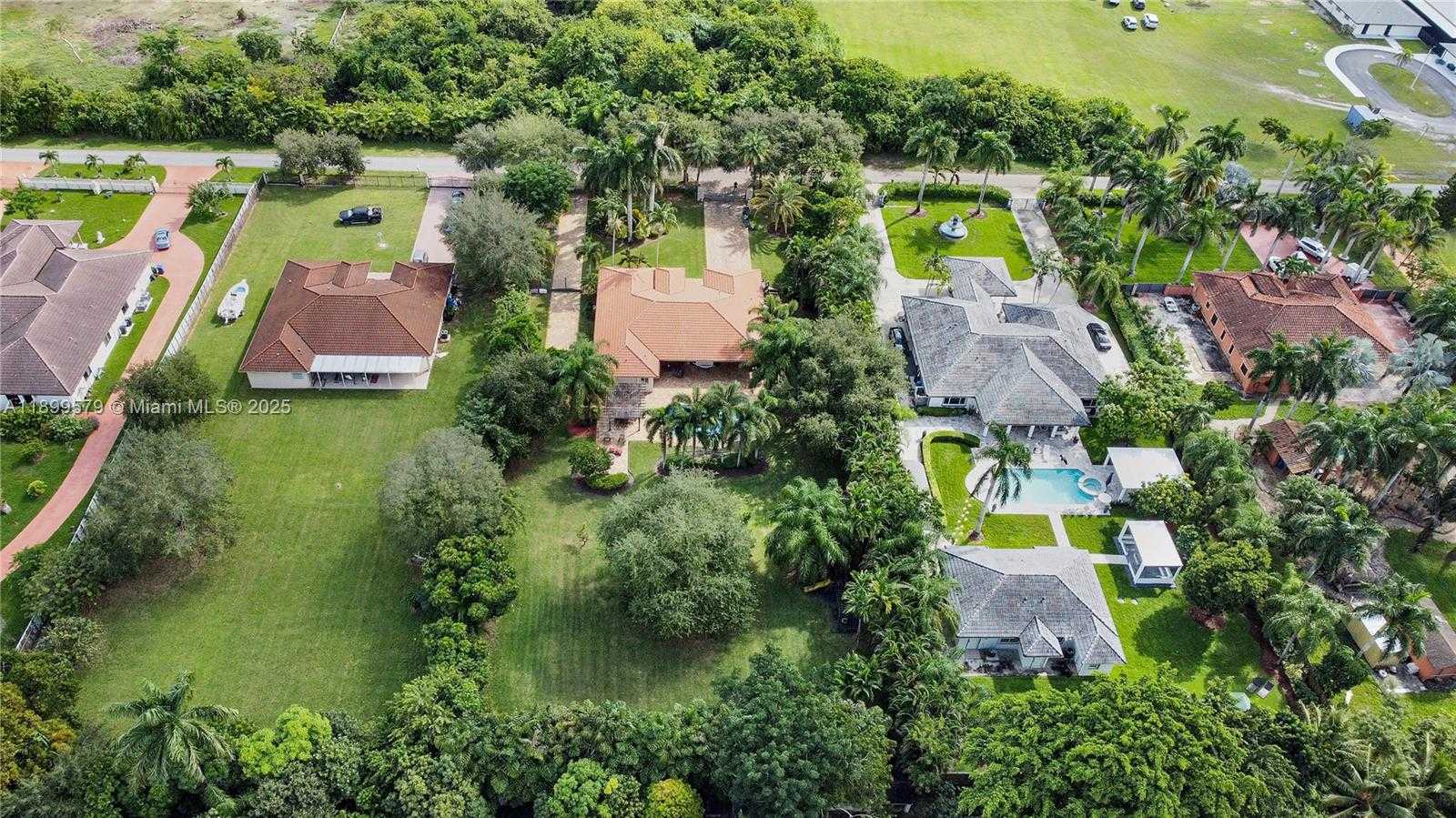 Small Image of 27320 SOUTH WEST 153RD AVE, Homestead Number 6