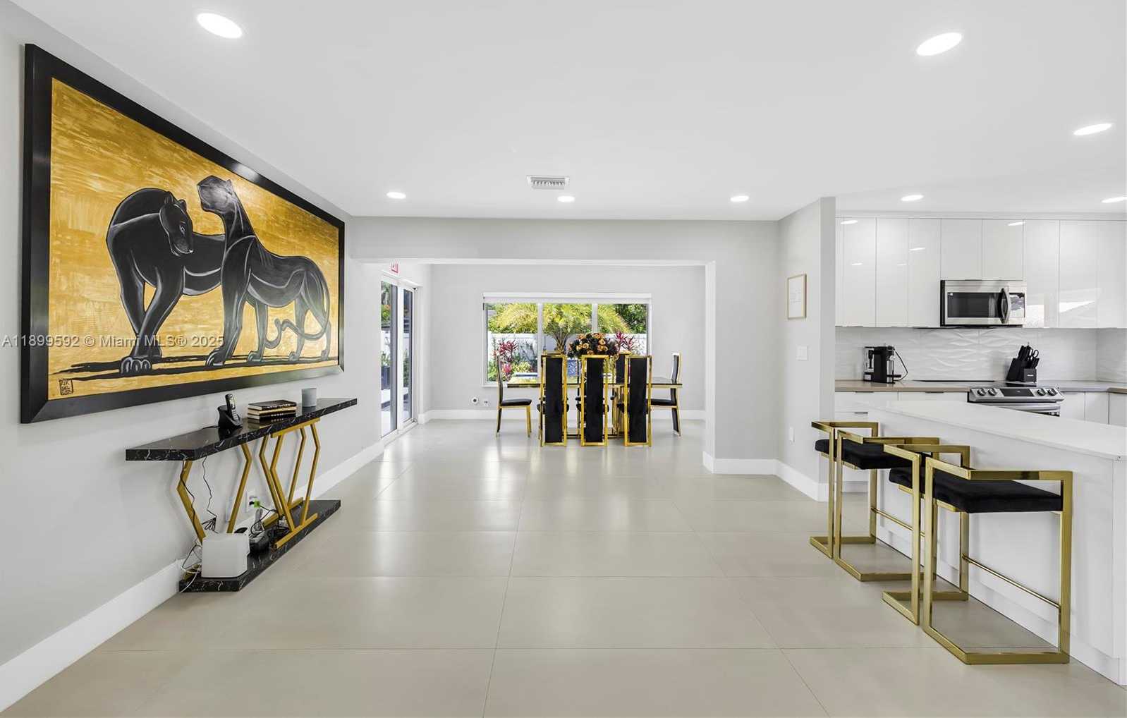 Small Image of 1104 NORTH 13TH TER, Hollywood Number 22