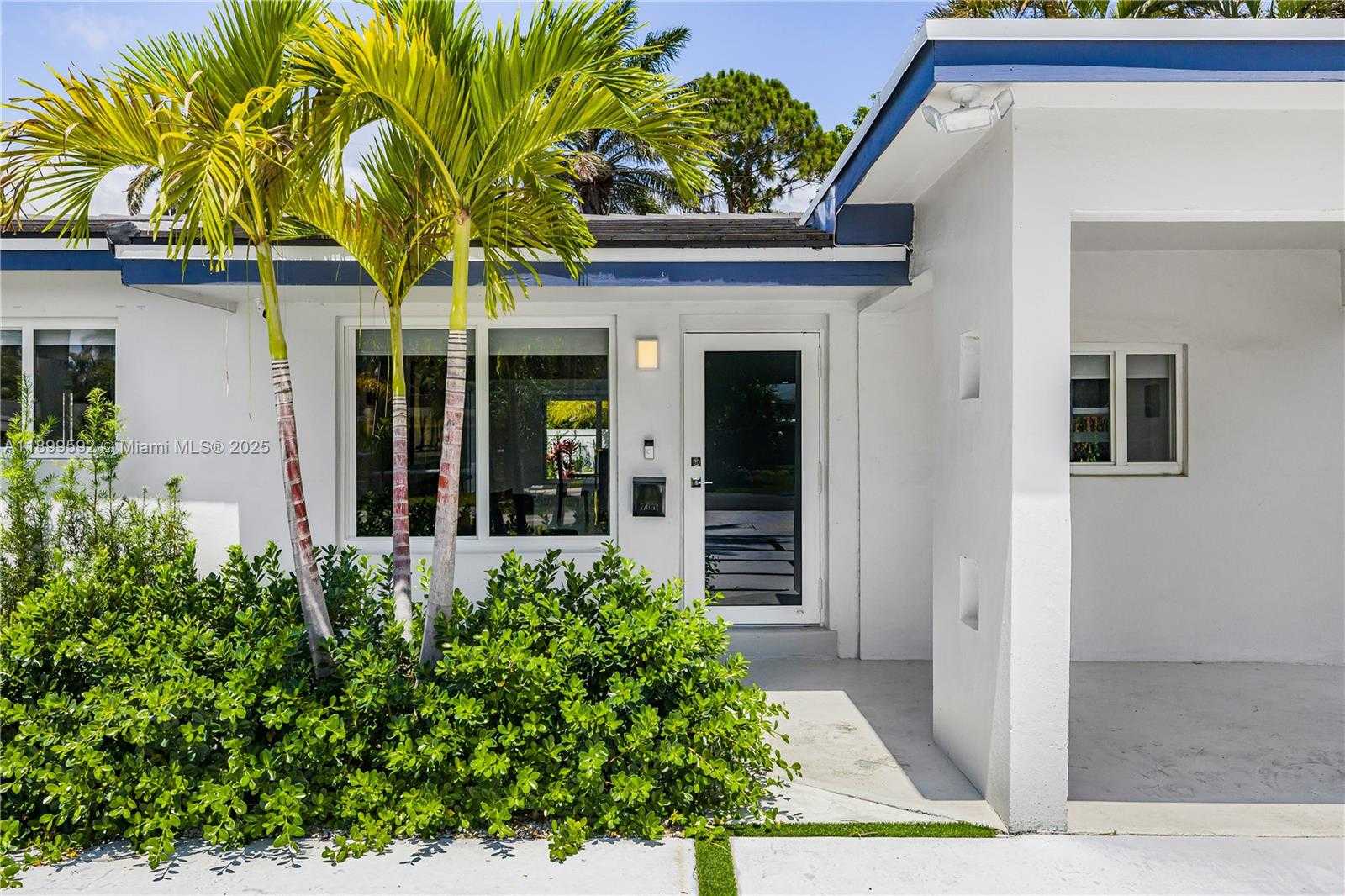 Small Image of 1104 NORTH 13TH TER, Hollywood Number 48