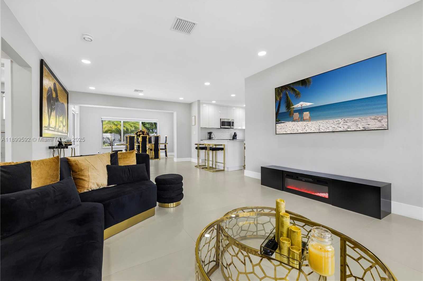 Small Image of 1104 NORTH 13TH TER, Hollywood Number 5