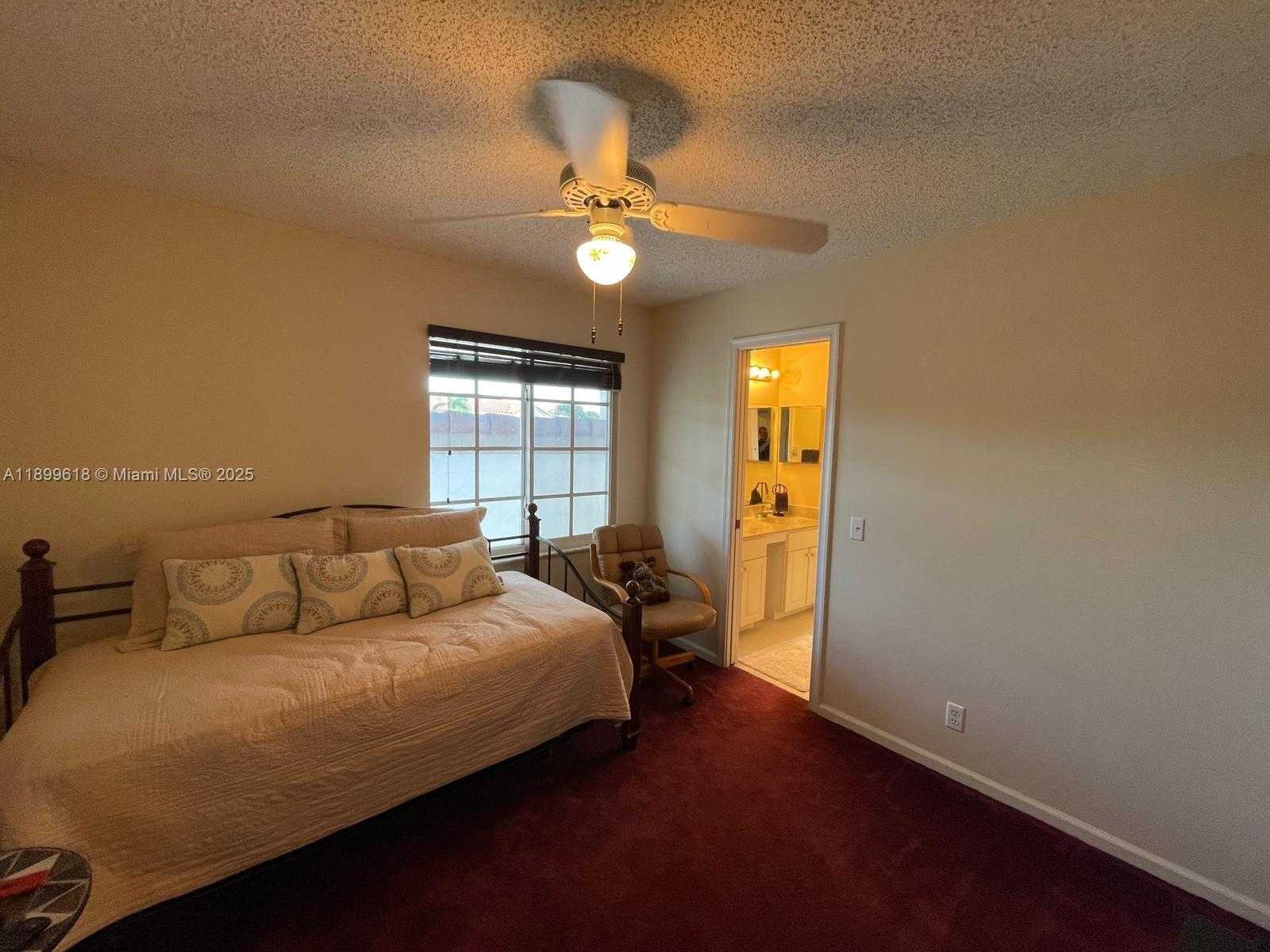 Small Image of 6953 COLUMBIA CT, Margate Number 17