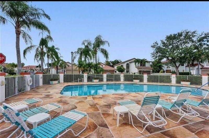 Small Image of 6953 COLUMBIA CT, Margate Number 33