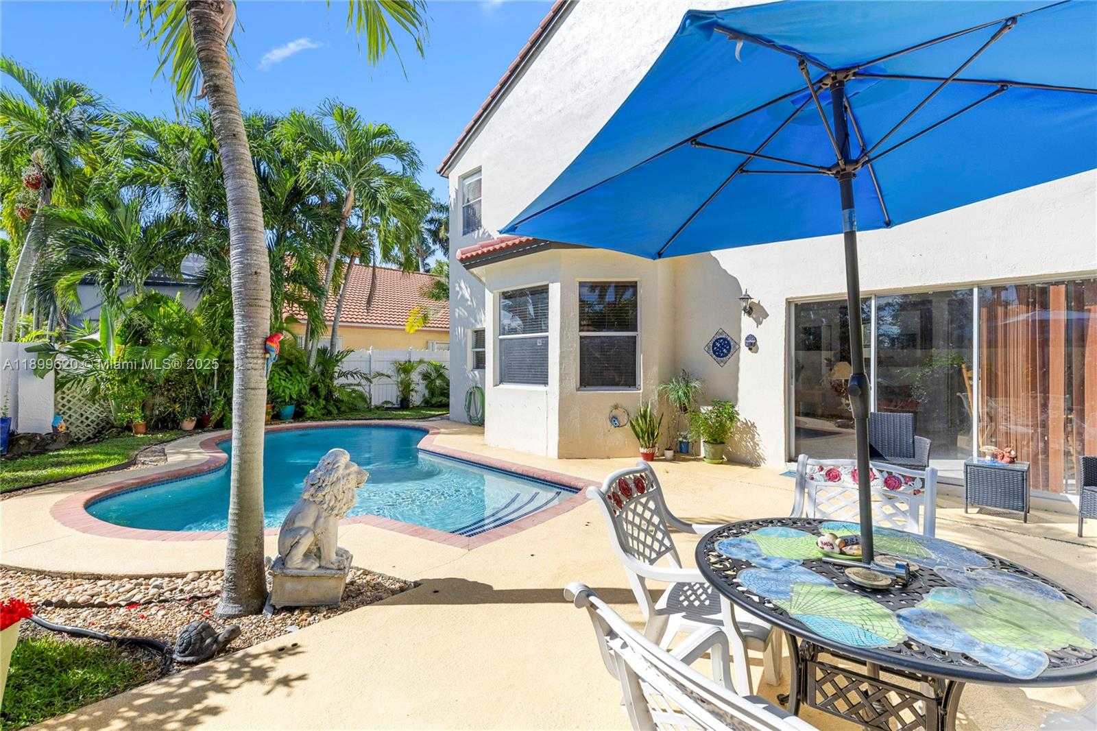 Small Image of 1071 NORTH WEST 184TH TER, Pembroke Pines Number 12