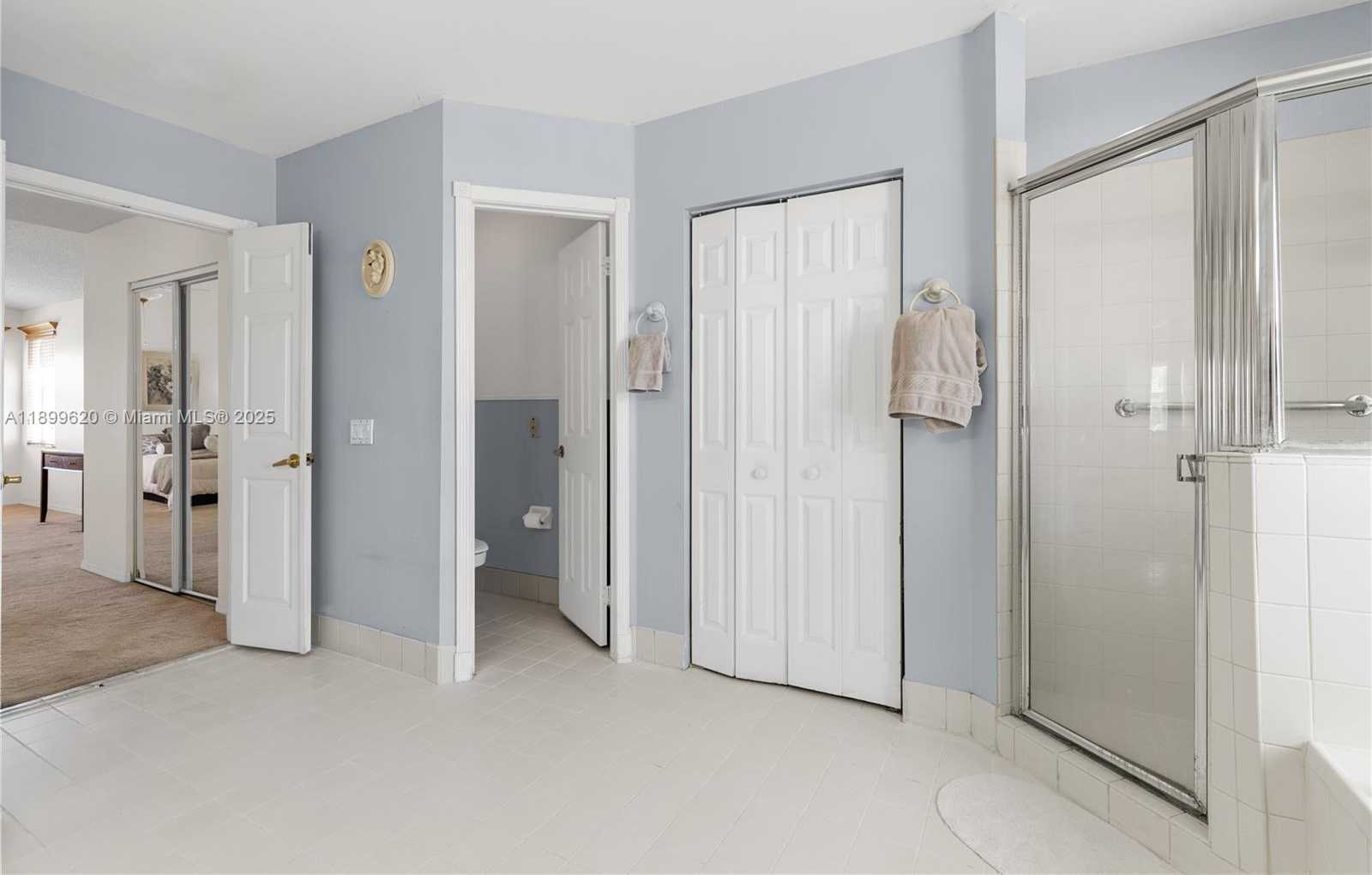 Small Image of 1071 NORTH WEST 184TH TER, Pembroke Pines Number 38