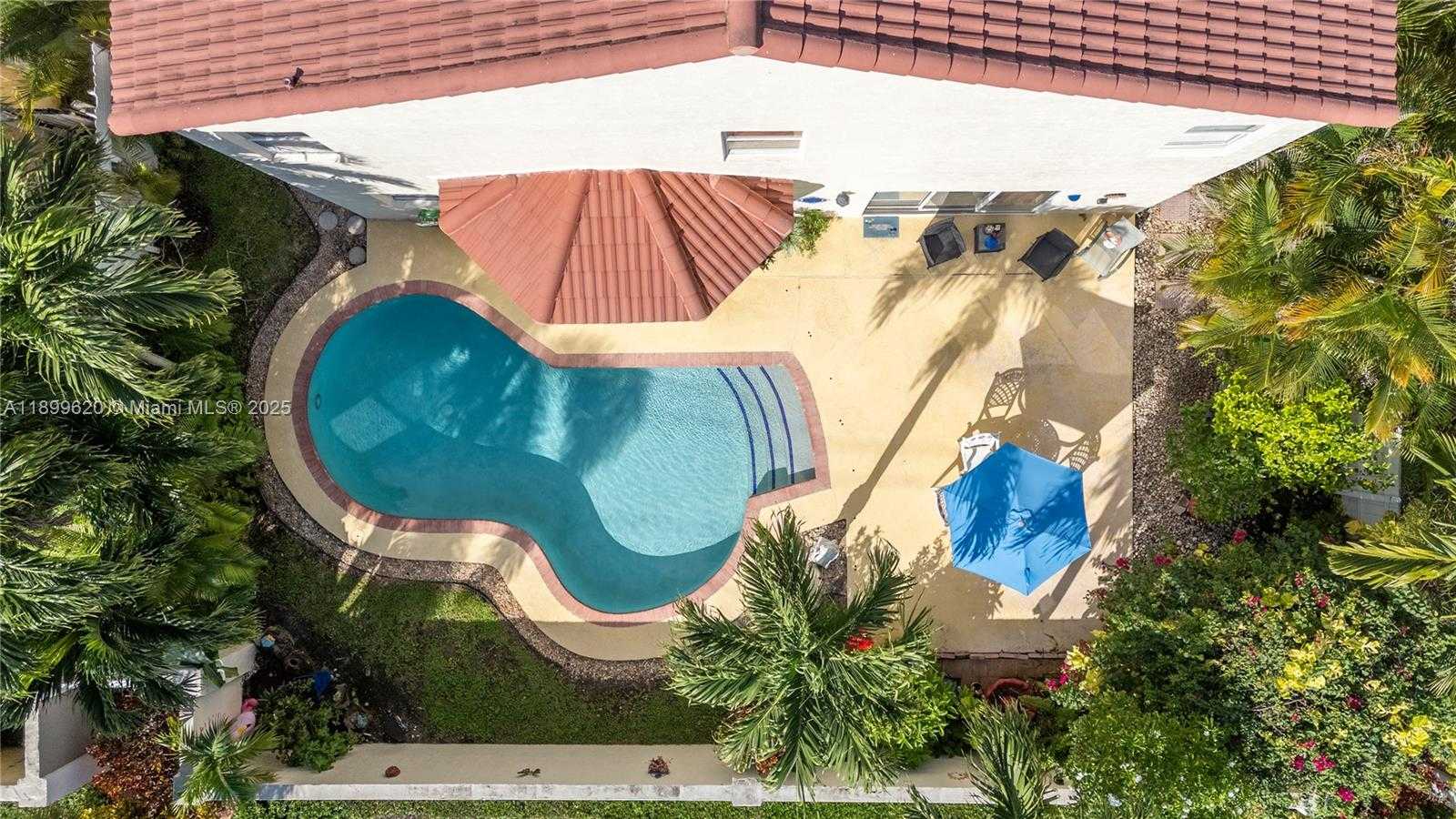 Small Image of 1071 NORTH WEST 184TH TER, Pembroke Pines Number 46