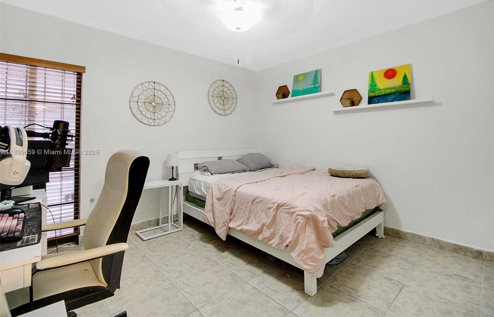 Small Image of 6358 MILK WAGON LN, Miami Lakes Number 16