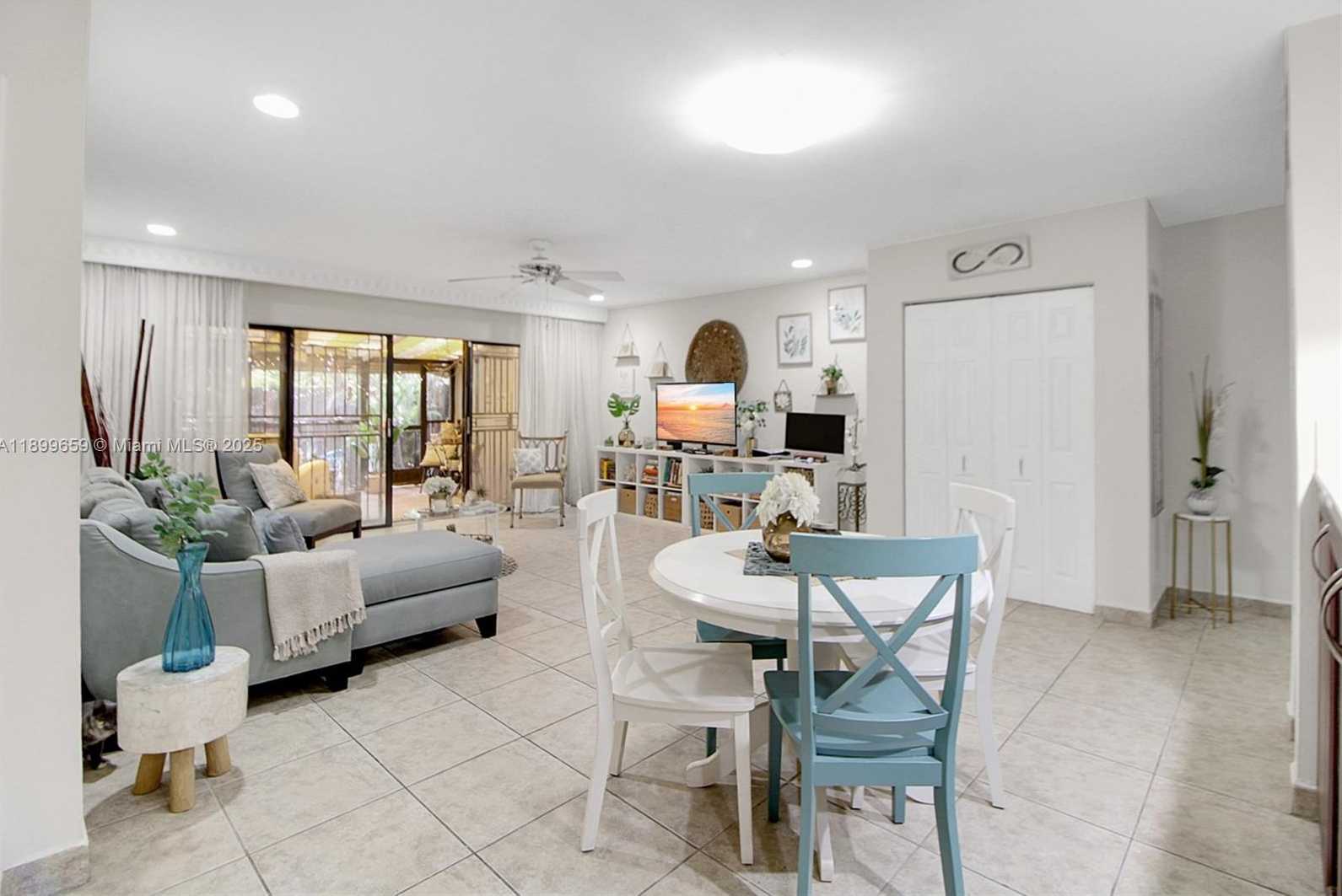 Small Image of 6358 MILK WAGON LN, Miami Lakes Number 18