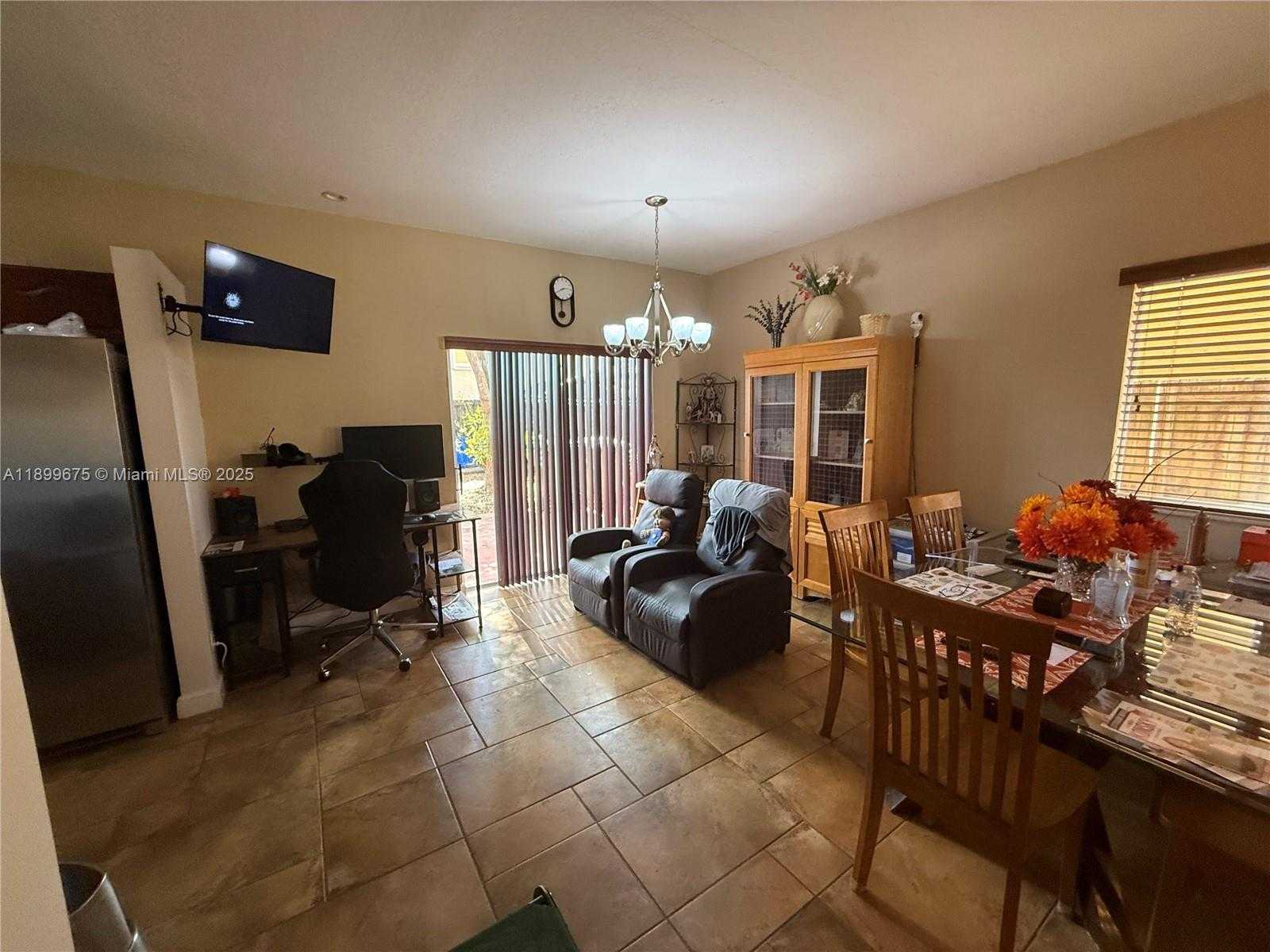 Small Image of 4108 NORTH EAST 11TH DR, Homestead Number 5