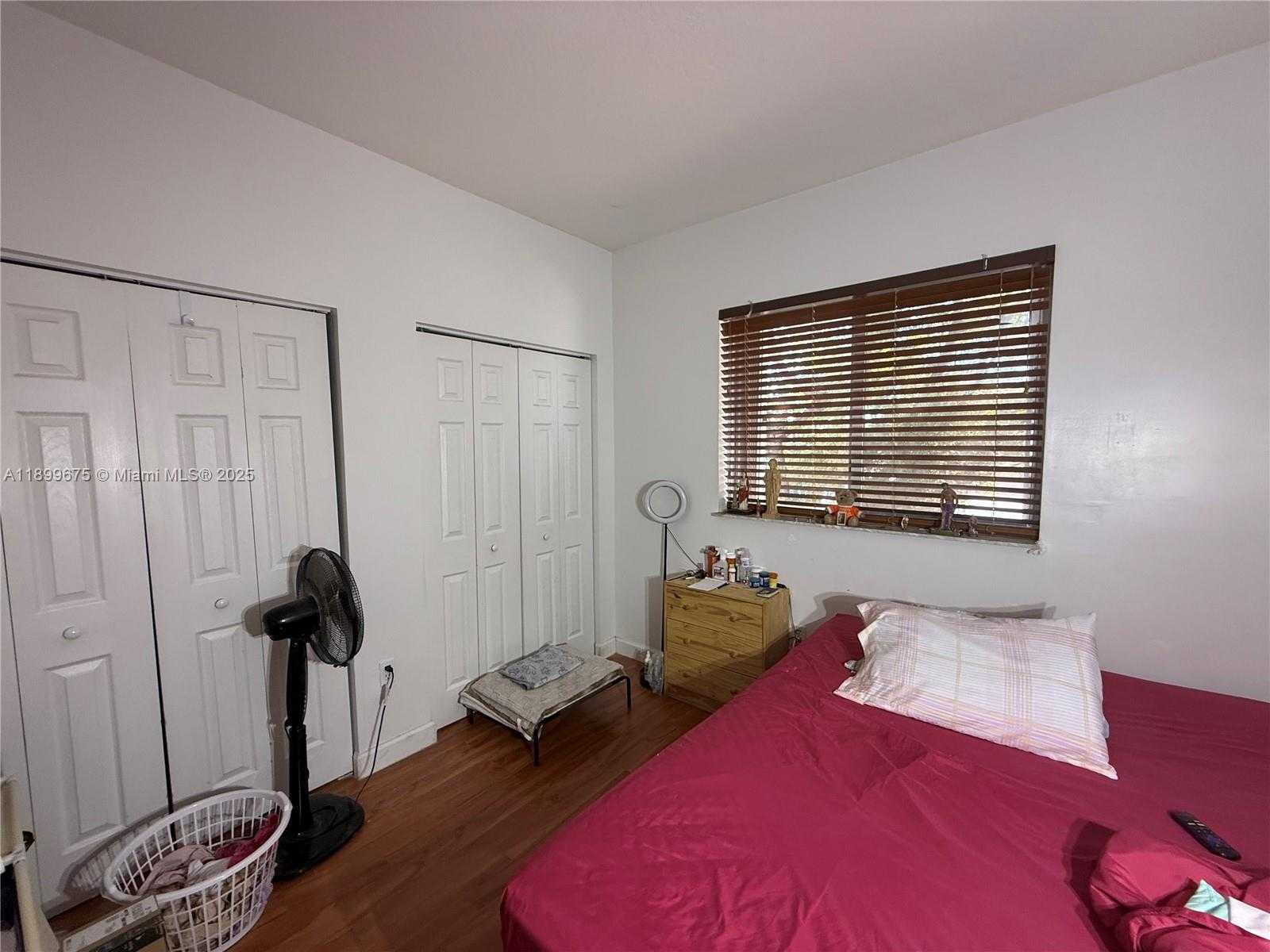 Small Image of 4108 NORTH EAST 11TH DR, Homestead Number 8