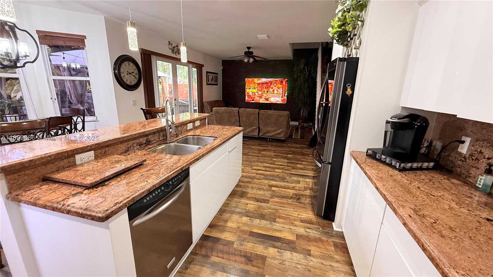 Small Image of 2271 NORTH WEST 159TH AVE, Pembroke Pines Number 34