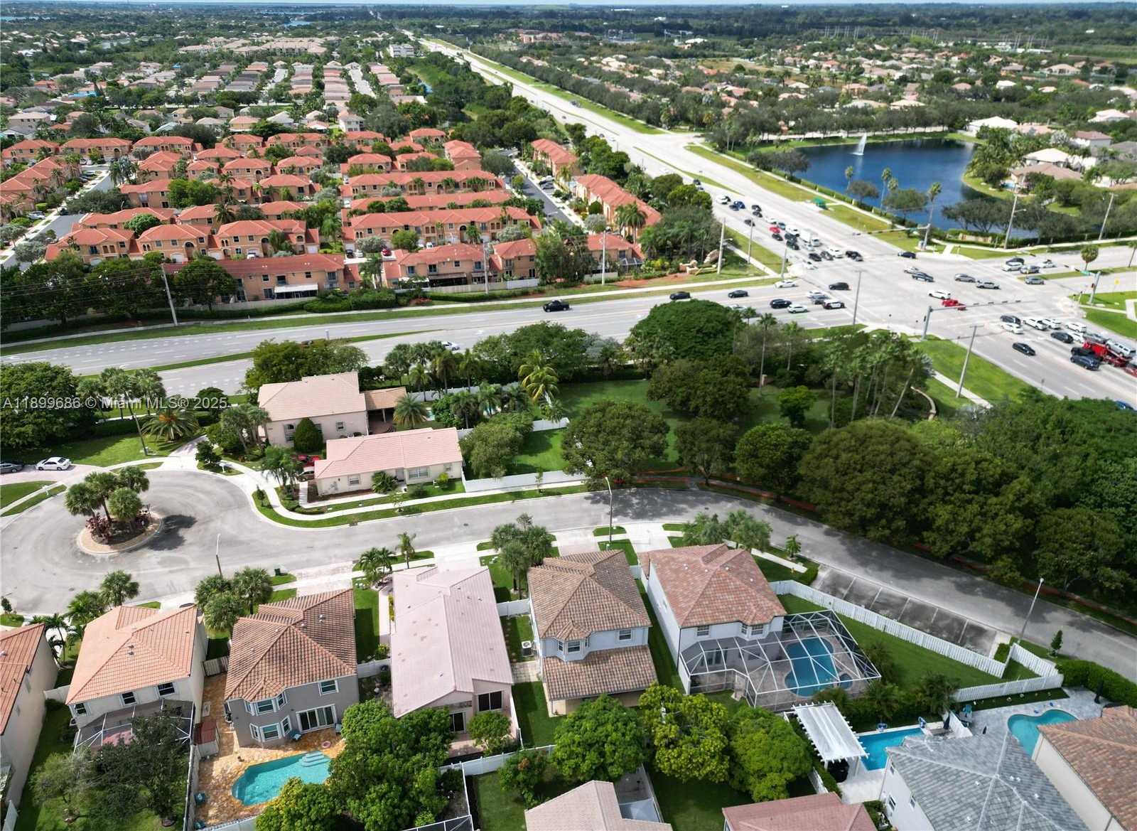 Small Image of 2271 NORTH WEST 159TH AVE, Pembroke Pines Number 4
