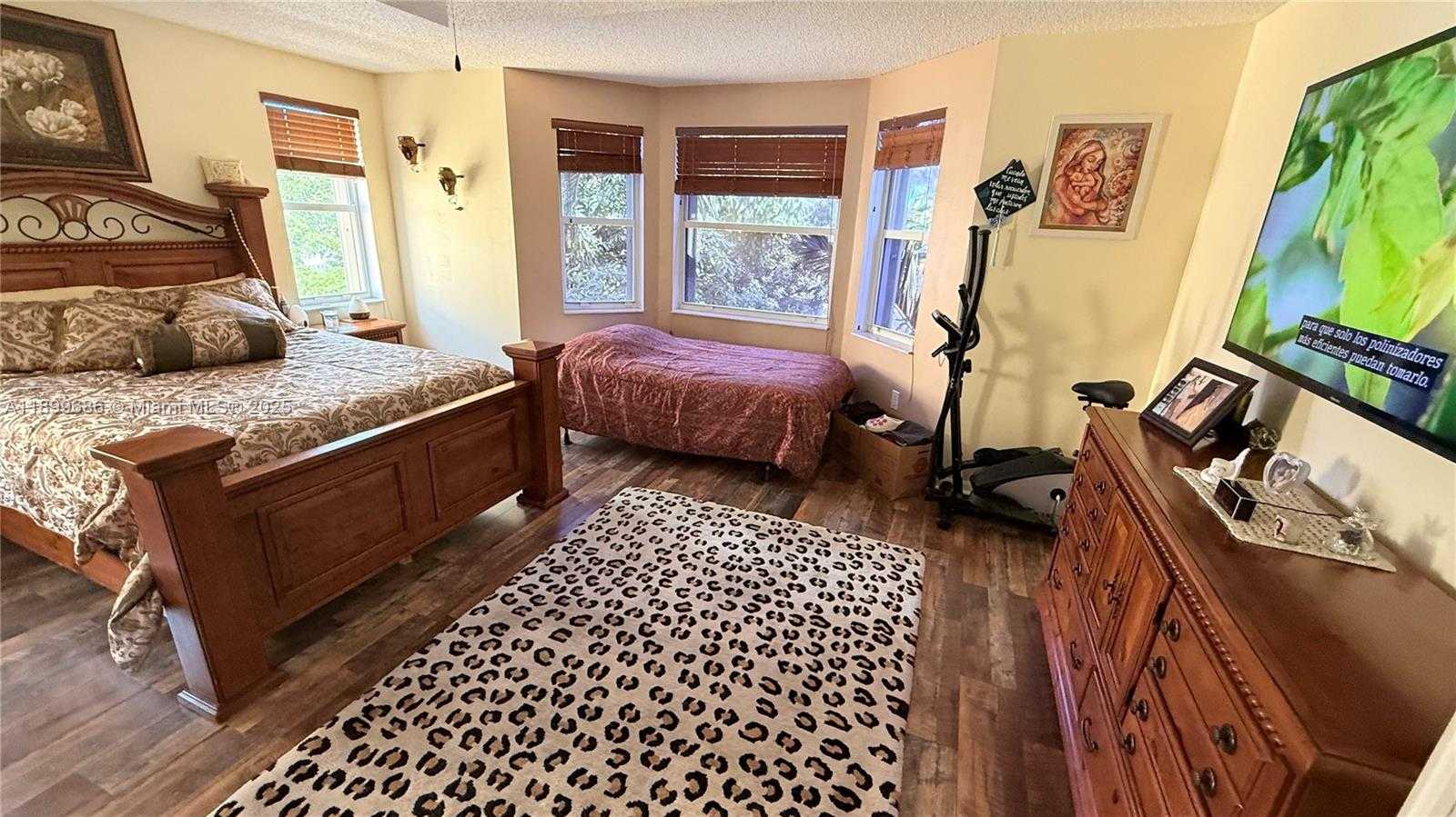 Small Image of 2271 NORTH WEST 159TH AVE, Pembroke Pines Number 49