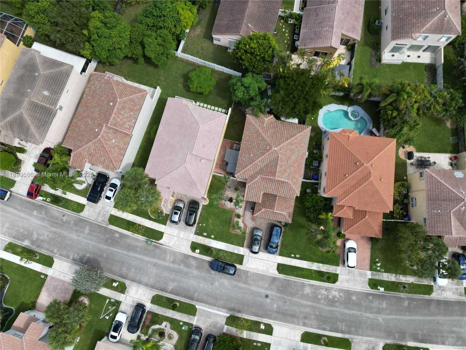 Small Image of 2271 NORTH WEST 159TH AVE, Pembroke Pines Number 5