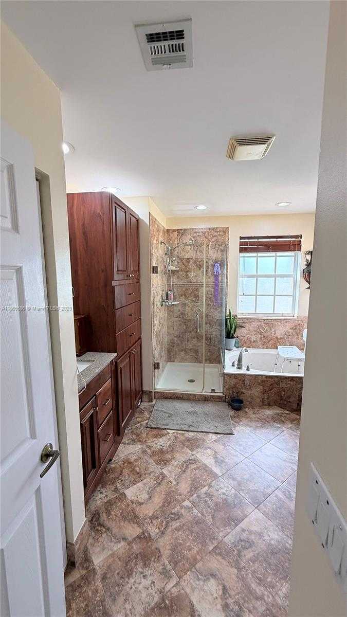 Small Image of 2271 NORTH WEST 159TH AVE, Pembroke Pines Number 54