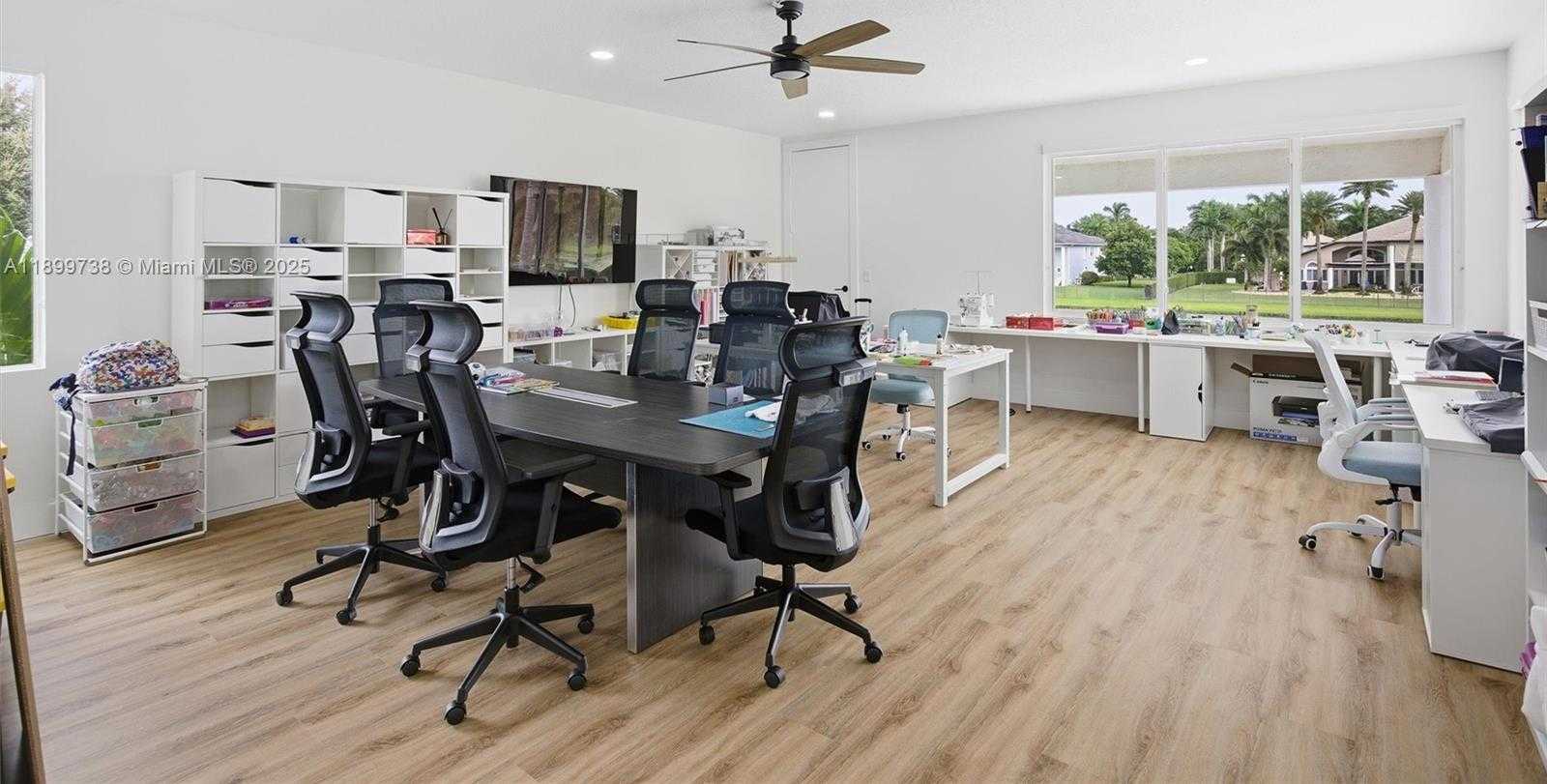 Small Image of 3526 WEST JUNIPER LN, Davie Number 38