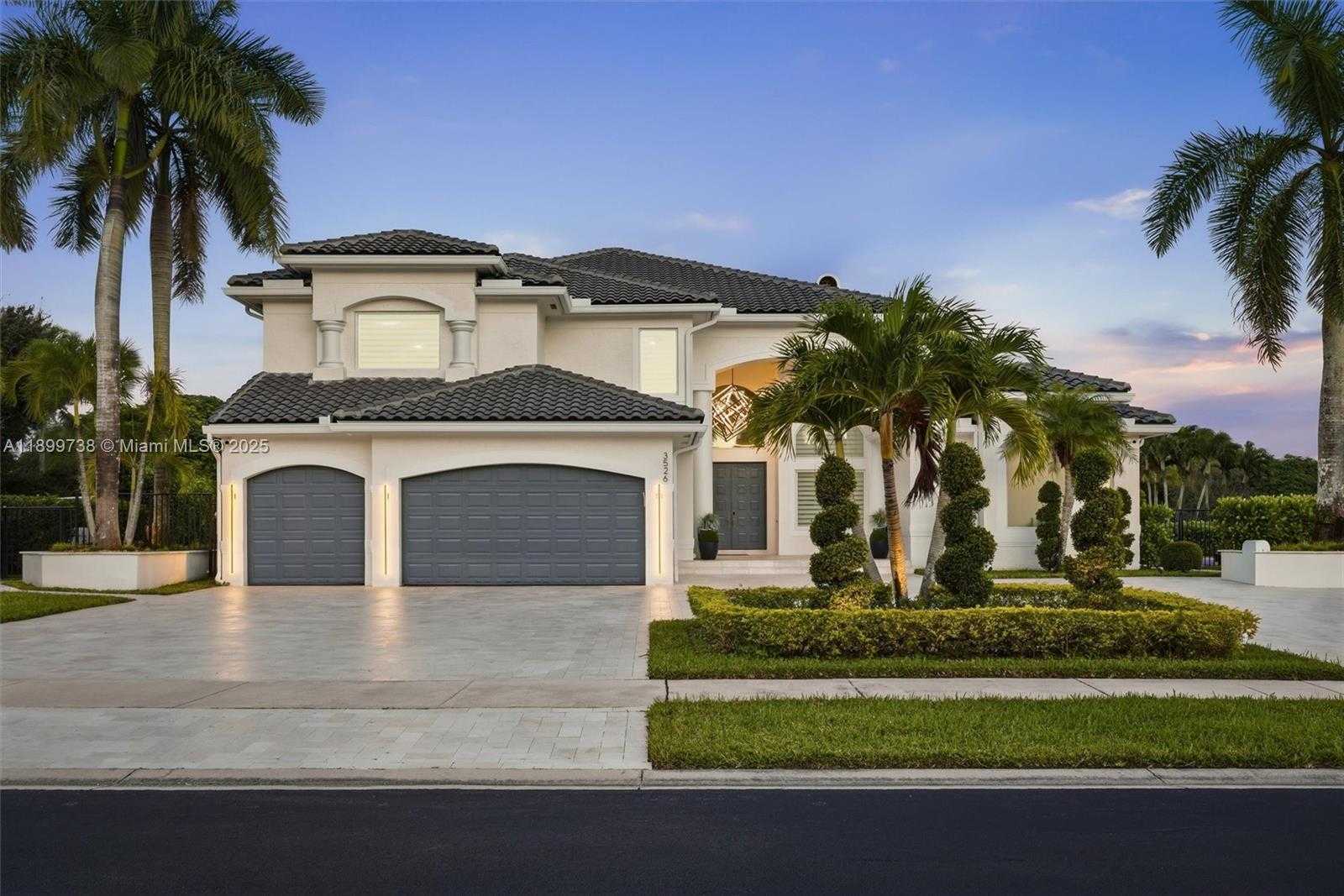 Small Image of 3526 WEST JUNIPER LN, Davie Number 4