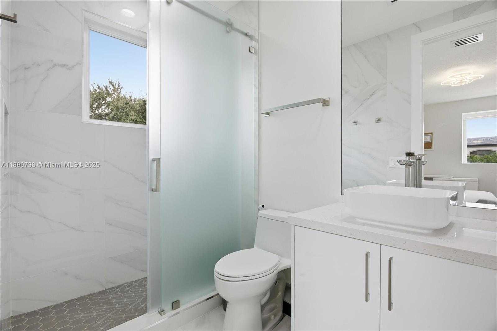 Small Image of 3526 WEST JUNIPER LN, Davie Number 45