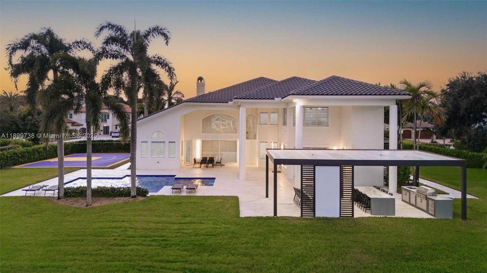 Small Image of 3526 WEST JUNIPER LN, Davie Number 56