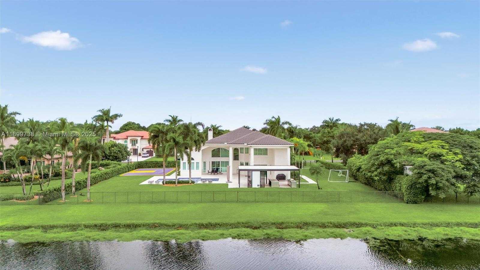 Small Image of 3526 WEST JUNIPER LN, Davie Number 60