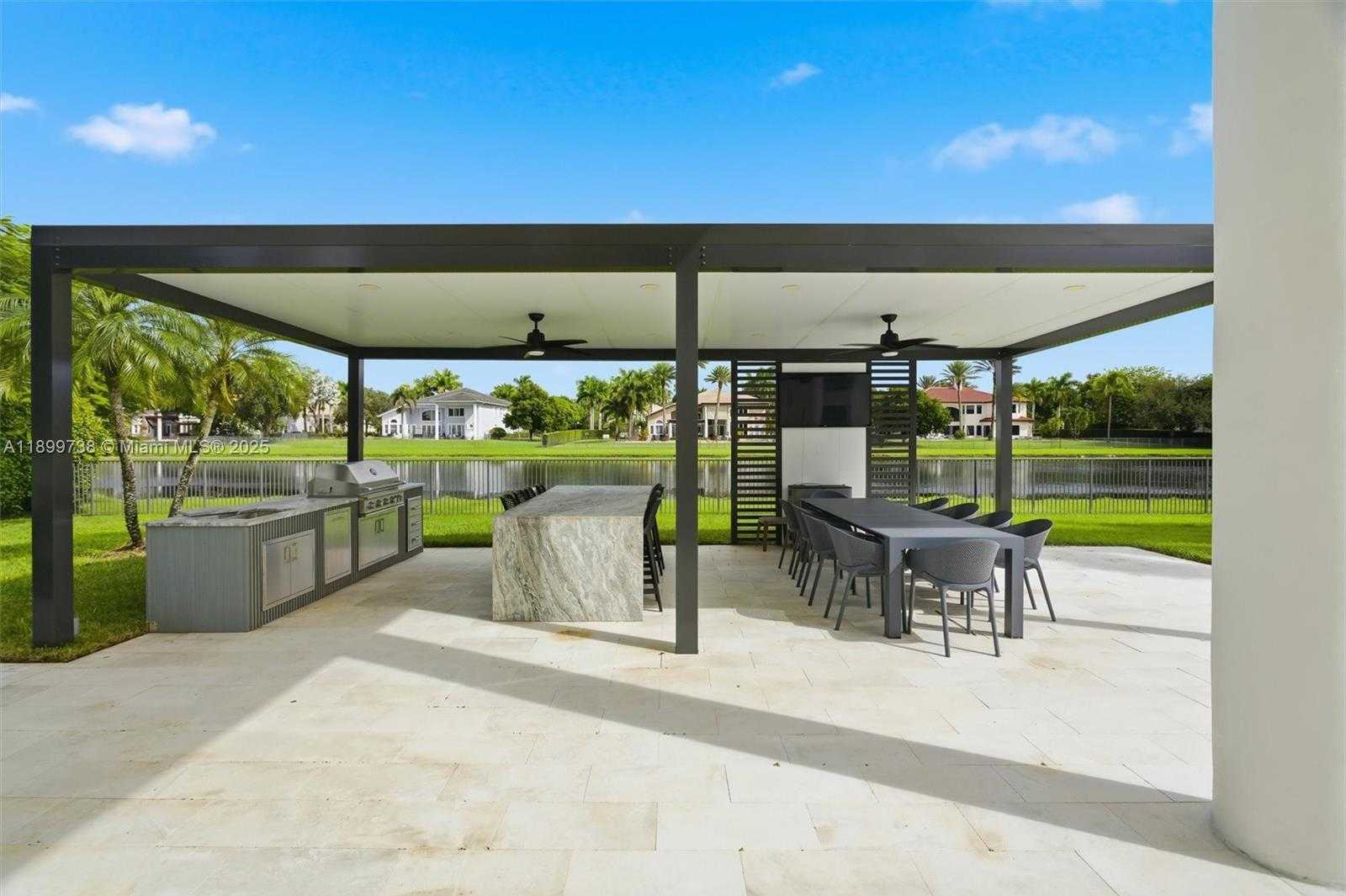 Small Image of 3526 WEST JUNIPER LN, Davie Number 61