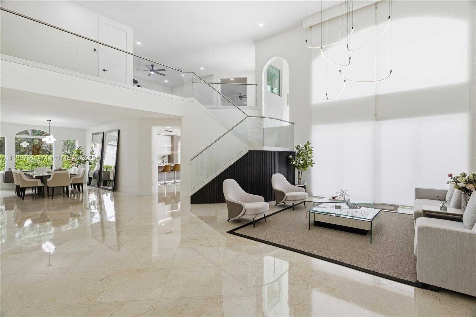 Small Image of 3526 WEST JUNIPER LN, Davie Number 7