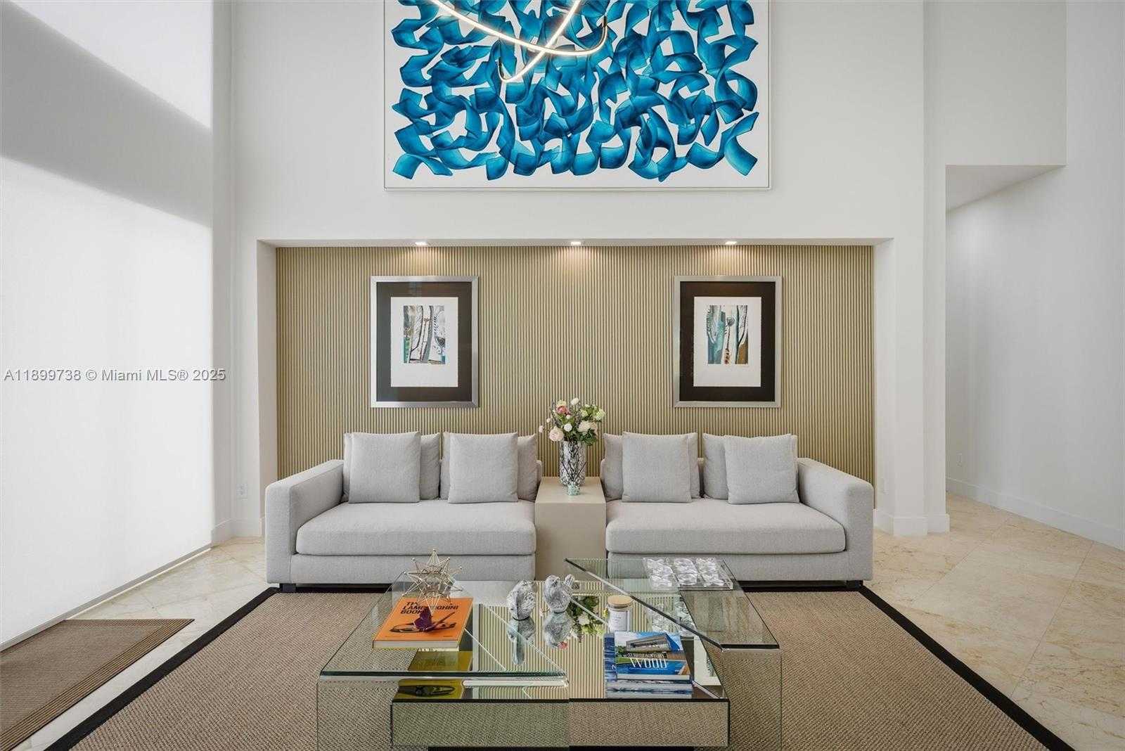 Small Image of 3526 WEST JUNIPER LN, Davie Number 8