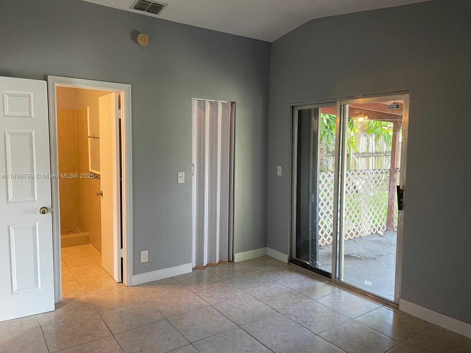 Small Image of 1234 SOUTH WEST 71ST TER, North Lauderdale Number 11