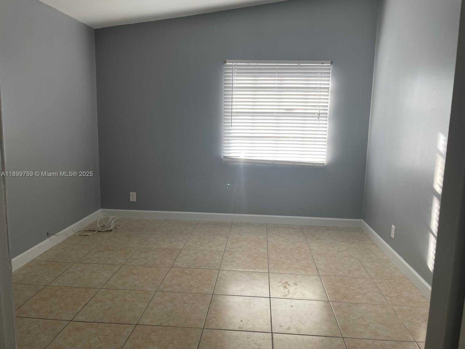 Small Image of 1234 SOUTH WEST 71ST TER, North Lauderdale Number 4