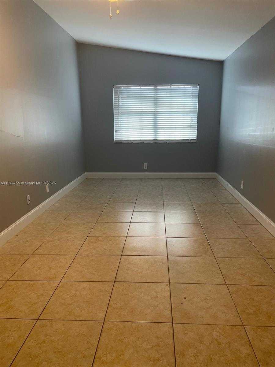 Small Image of 1234 SOUTH WEST 71ST TER, North Lauderdale Number 9